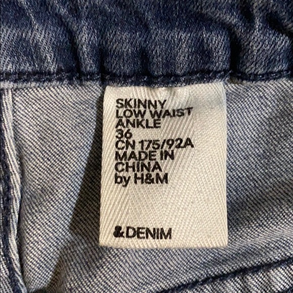 H&M women’s Jeans - Picture 3 of 11